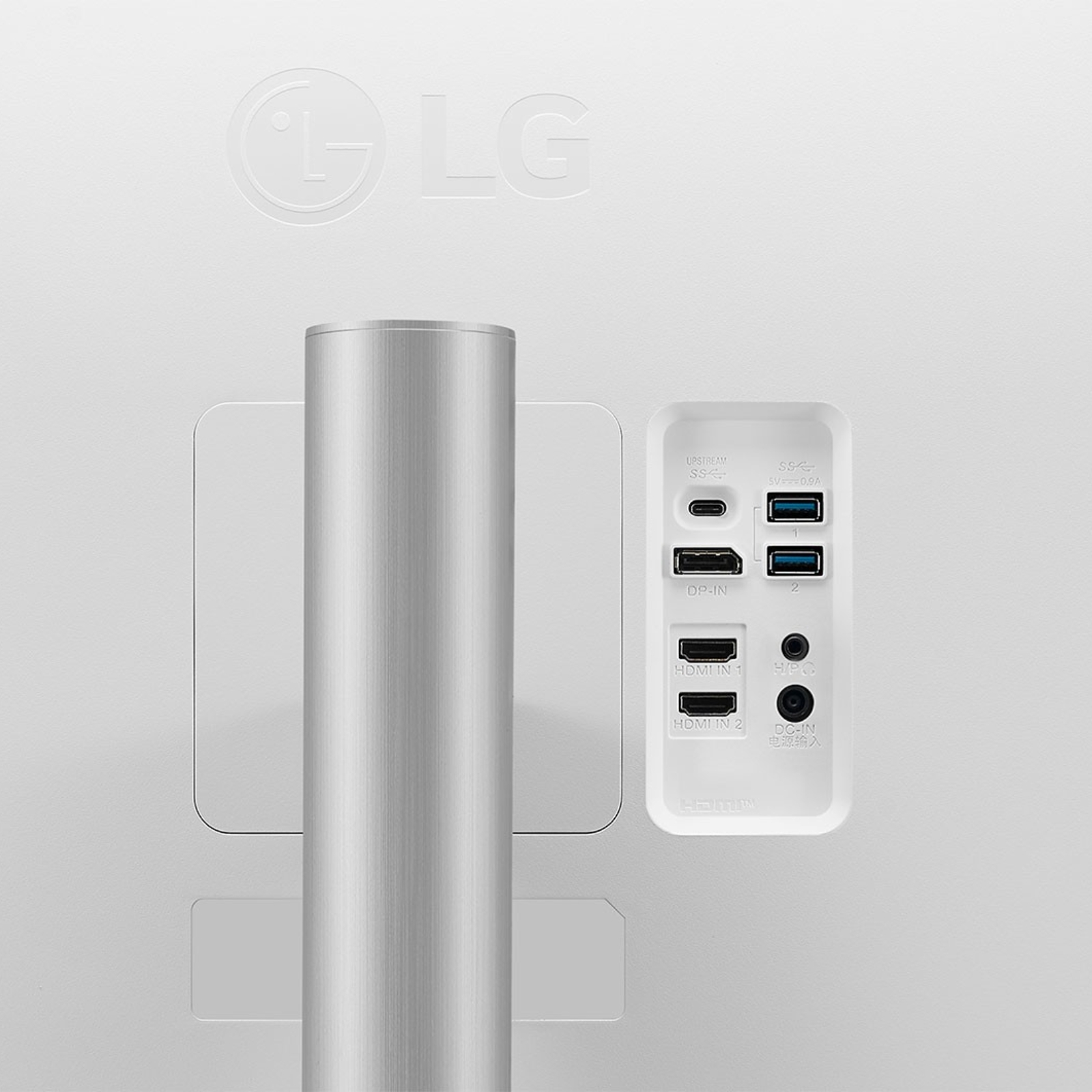 Monitor Recondicionado LG 32" 4K UHD, dock monitor, Apple Friendly com garantia JANSit. Imagem da conectividade.